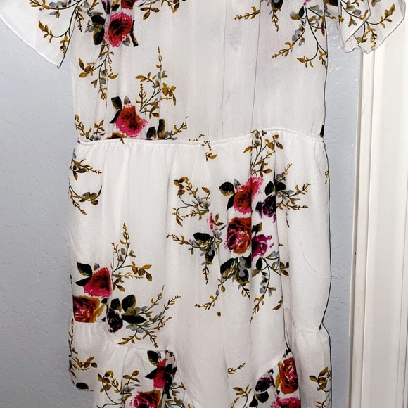 Floral romper - Picture 2 of 4